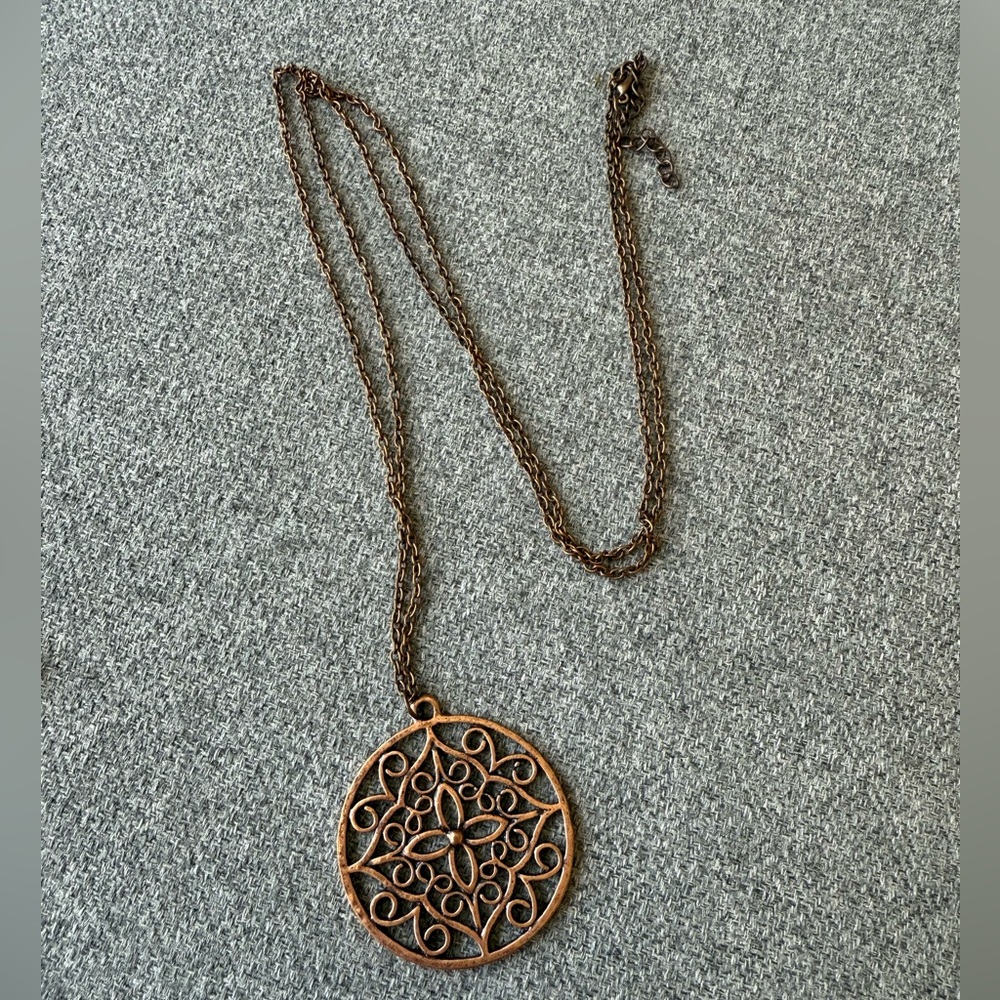 Elegant Copper Pendant Necklace